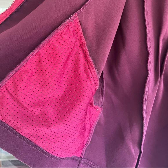 Fabletics Zip Up - Picture 9 of 9